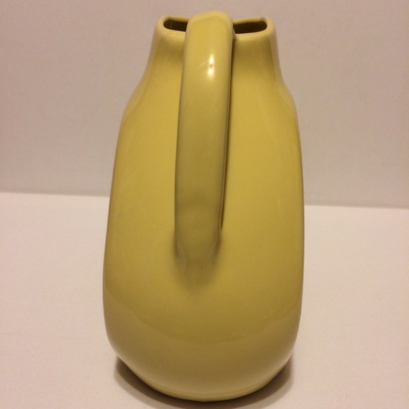 Vtg Chefsware Pitcher Yellow Disk Ice Lip Spout - Picture 8 of 8